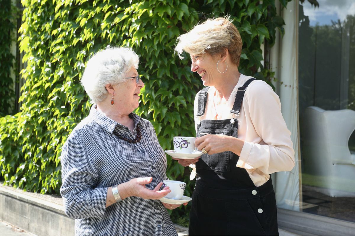 Emma Thompson with Jean Gooder, Thompson's Director of Studies